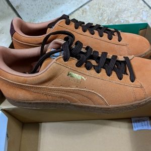 New In Box Puma Suede Sandstorm Oxblood Gum Mens Sneakers Size 11 (US) Deadstock
